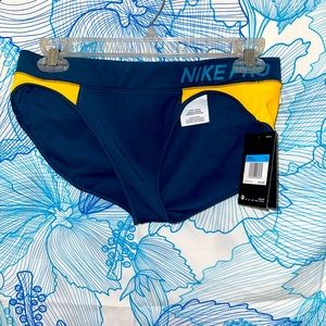 Nike Pro Training Brief/Bottoms